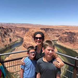 Meet your Posher, Nicole